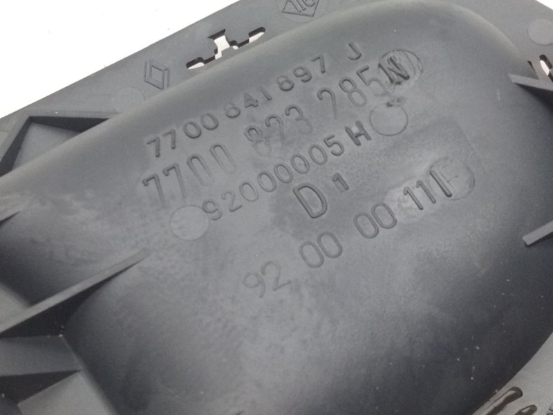 Recambio de maneta interior trasera derecha para renault laguna i (b56_, 556_) 1.9 dti (b56j) referencia OEM IAM 7700841897J  