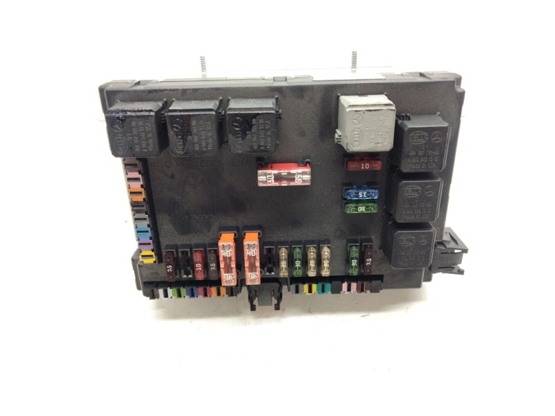 Recambio de caja fusibles para mercedes-benz clase s (w221) s 320 cdi 4-matic (221.080, 221.180) referencia OEM IAM A2215403250 