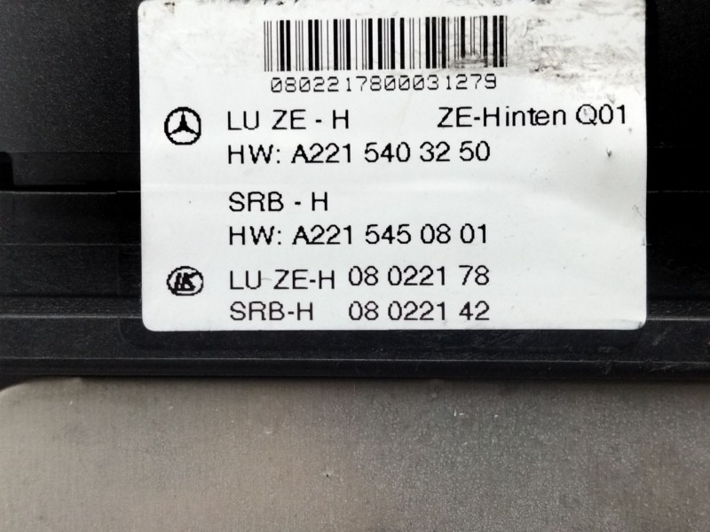 Recambio de caja fusibles para mercedes-benz clase s (w221) s 320 cdi 4-matic (221.080, 221.180) referencia OEM IAM A2215403250 