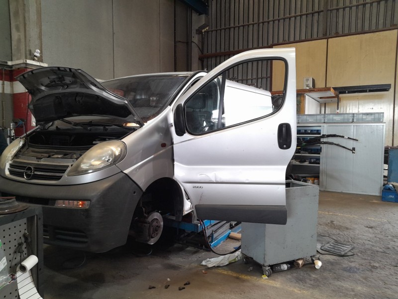 opel vivaro a furgón (x83) del año 2006