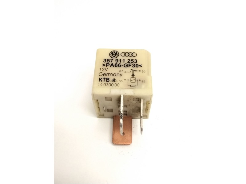 Recambio de rele incandescencia para volkswagen golf iv (1j1) 1.9 tdi referencia OEM IAM 357911253 14030000 103
