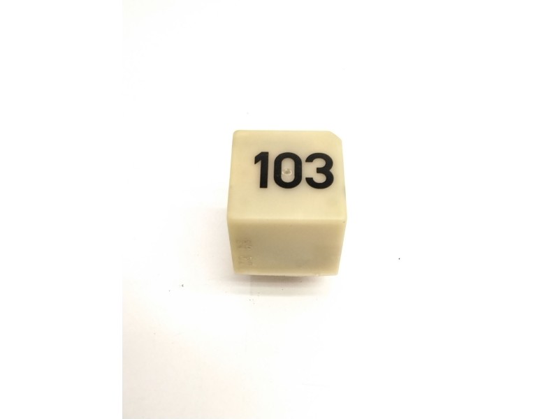 Recambio de rele incandescencia para volkswagen golf iv (1j1) 1.9 tdi 4motion referencia OEM IAM 357911253 14030000 103