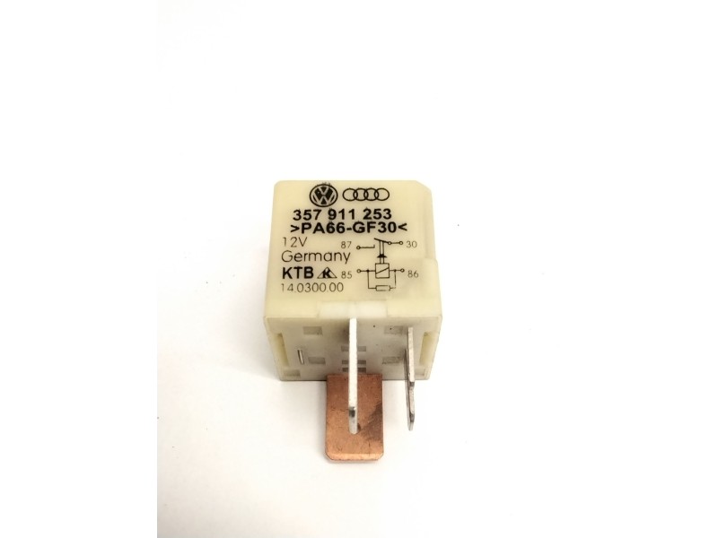 Recambio de rele incandescencia para volkswagen golf iv (1j1) 1.9 tdi referencia OEM IAM 357911253 14030000 103