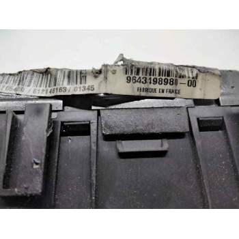 Recambio de caja fusibles para peugeot 206 berlina xr referencia OEM IAM 964349898000  