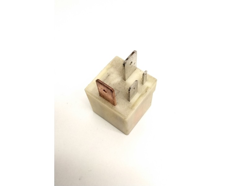 Recambio de rele incandescencia para volkswagen golf iv (1j1) 1.9 tdi referencia OEM IAM 357911253 14030000 103