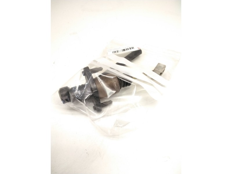Recambio de bombin embrague para volkswagen caddy ii furgoneta/monovolumen (9k9a) 1.9 d referencia OEM IAM 1130600100 1H1721401 