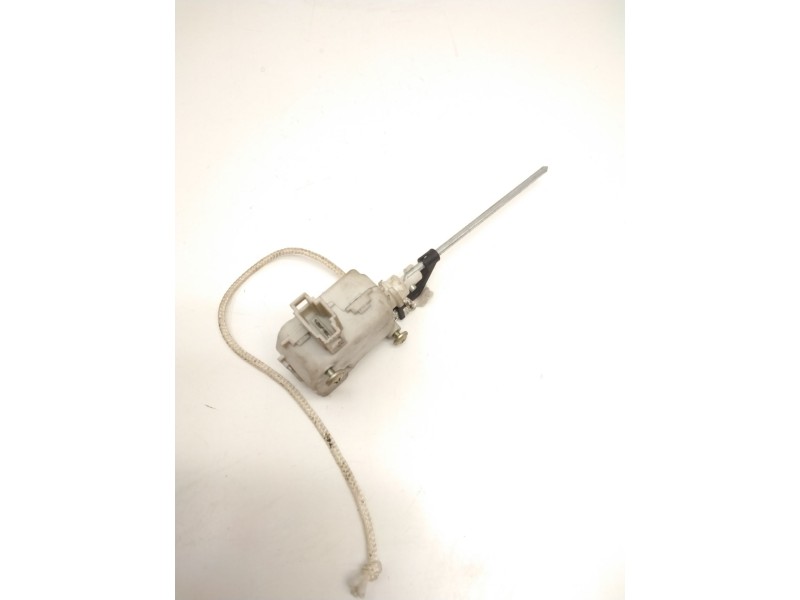 Recambio de motor c/c tapon combustible para seat ibiza ii (6k1) 1.6 i referencia OEM IAM 6K0810773A  