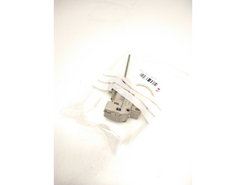 Recambio de motor c/c tapon combustible para seat ibiza ii (6k1) 1.4 i referencia OEM IAM 6K0810773A  