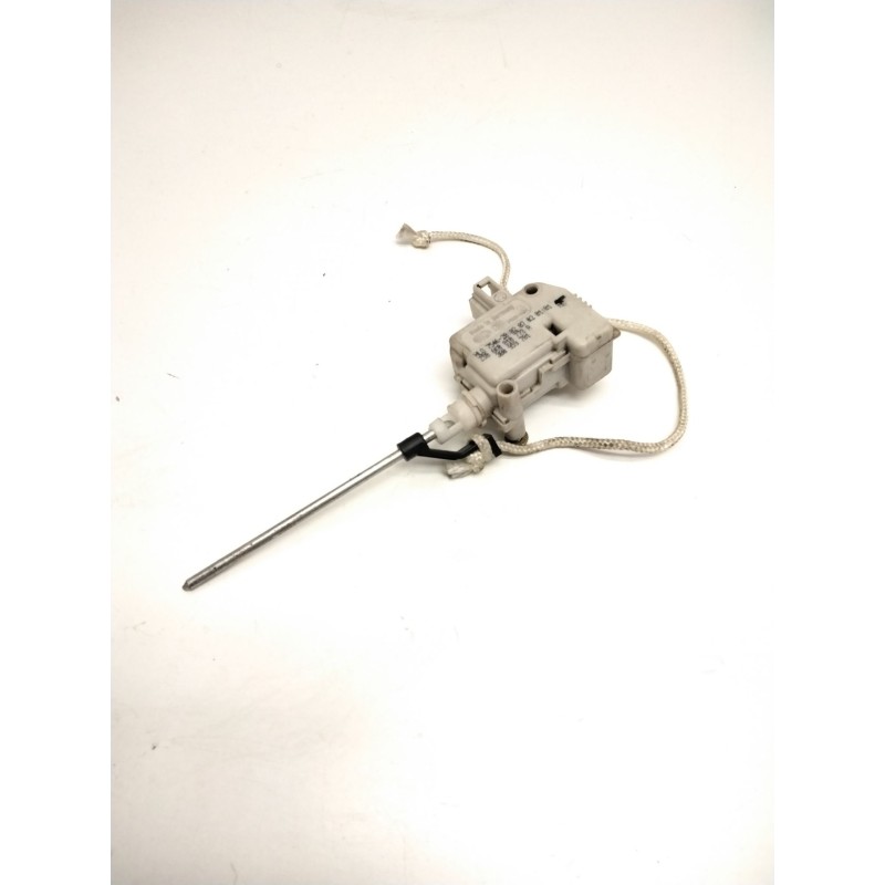 Recambio de motor c/c tapon combustible para seat ibiza ii (6k1) 1.9 sdi referencia OEM IAM 6K0810773A  