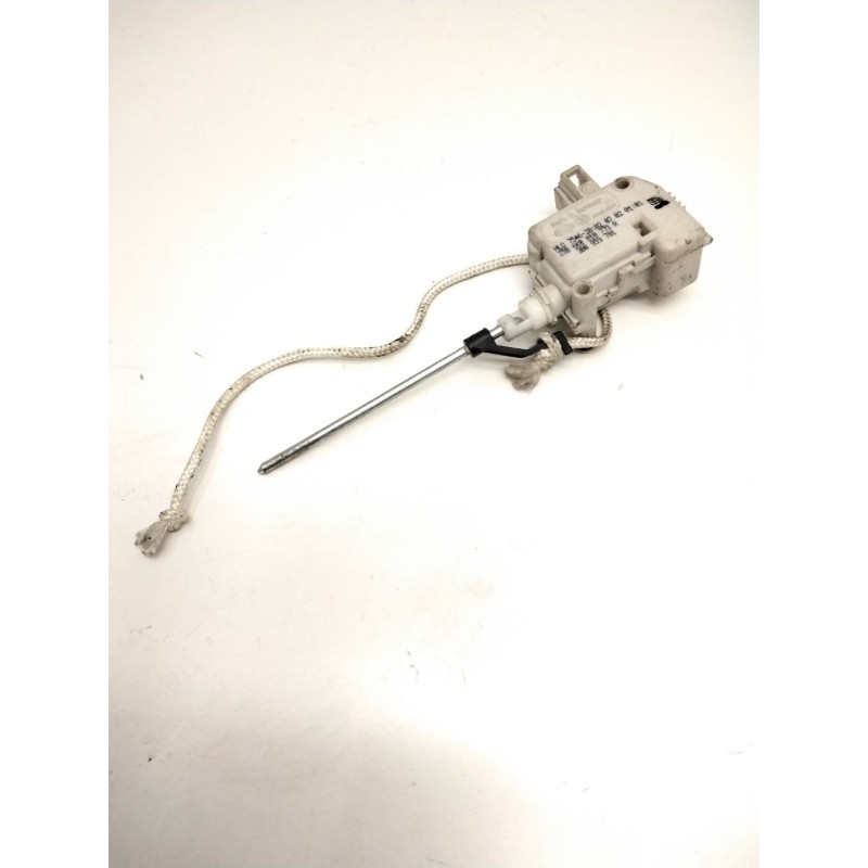 Recambio de motor c/c tapon combustible para seat ibiza ii (6k1) 1.6 i referencia OEM IAM 6K0810773A  