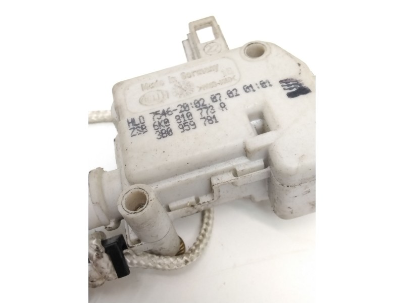 Recambio de motor c/c tapon combustible para seat ibiza ii (6k1) 1.6 i referencia OEM IAM 6K0810773A  