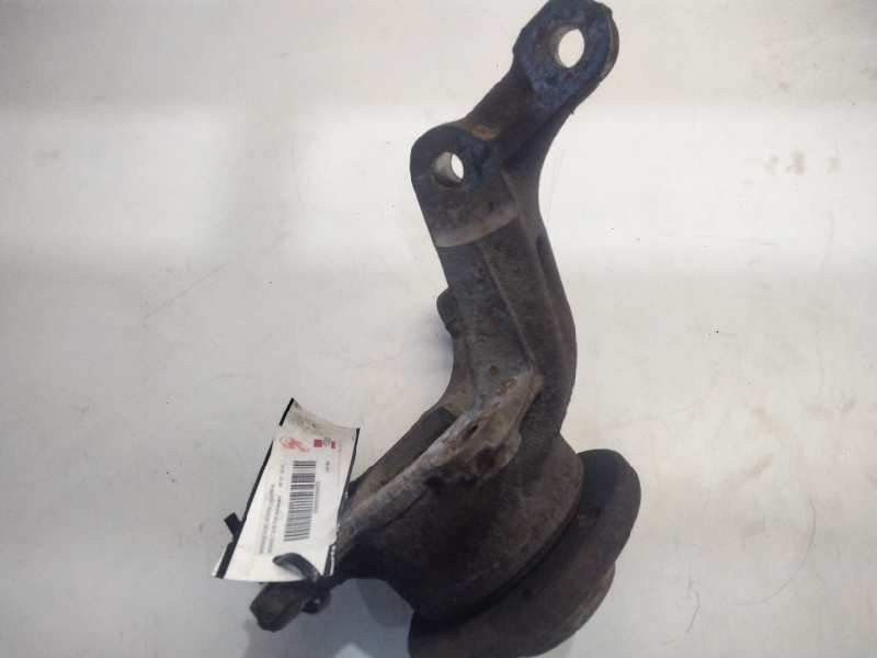 Recambio de mangueta delantera izquierda para renault clio iii 20 aniversario referencia OEM IAM   