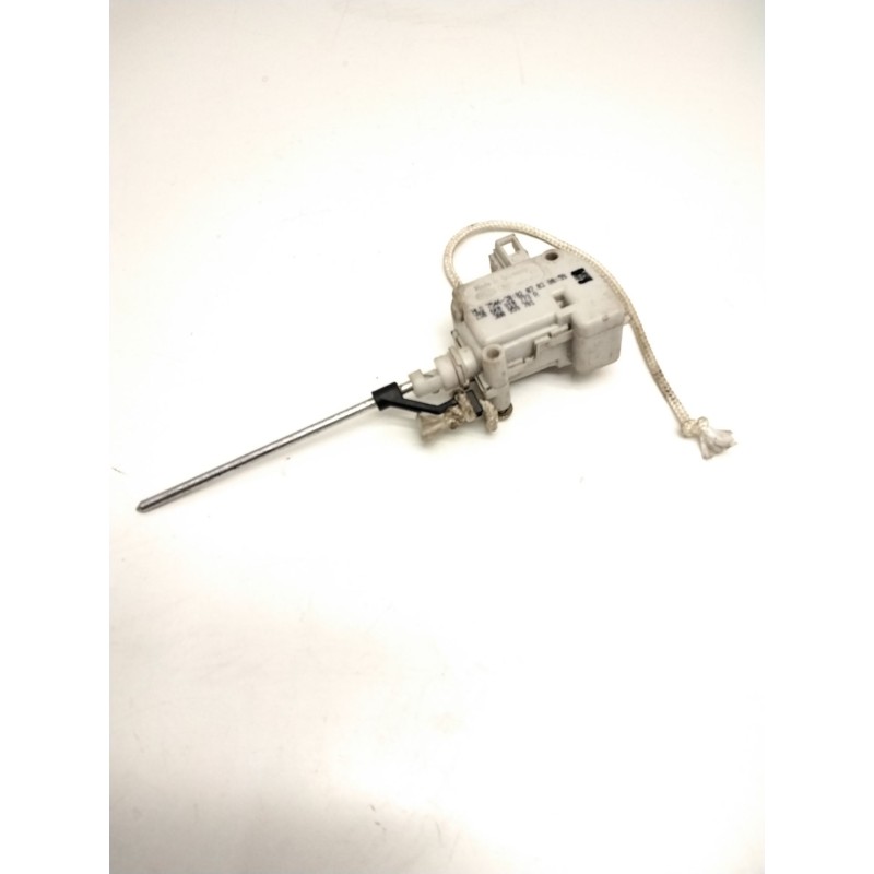 Recambio de motor c/c tapon combustible para seat ibiza ii (6k1) 1.4 i 16v referencia OEM IAM 6K0810773A  