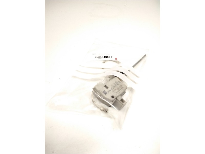 Recambio de motor c/c tapon combustible para seat ibiza ii (6k1) 1.4 i referencia OEM IAM 6K0810773A  