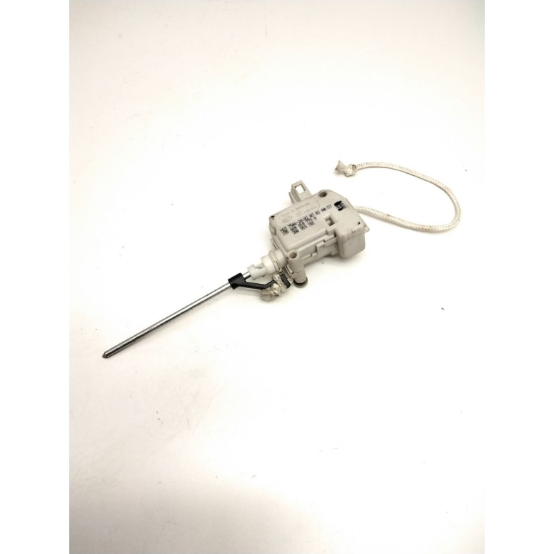 Recambio de motor c/c tapon combustible para seat ibiza ii (6k1) 1.9 tdi referencia OEM IAM 6K0810773A  