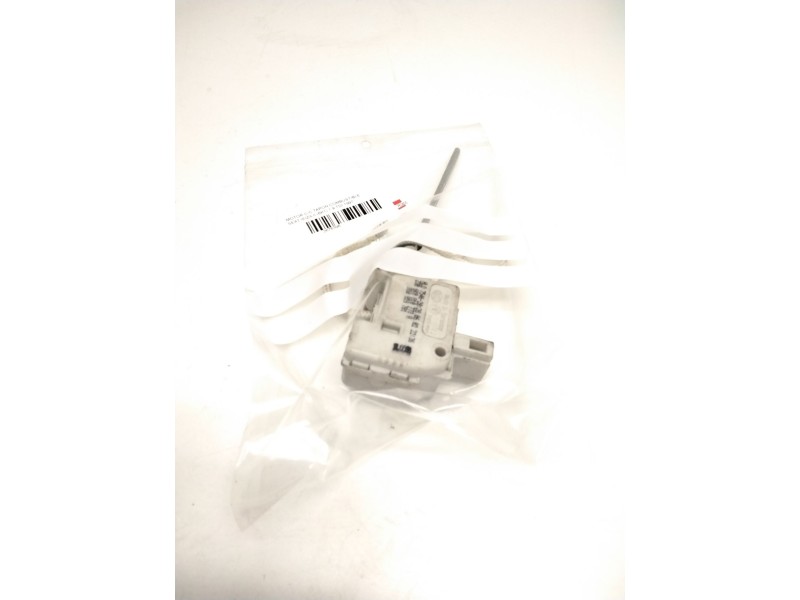 Recambio de motor c/c tapon combustible para seat ibiza ii (6k1) 1.9 tdi referencia OEM IAM 6K0810773A  