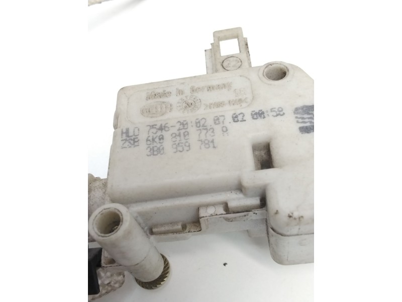 Recambio de motor c/c tapon combustible para seat ibiza ii (6k1) 1.6 i referencia OEM IAM 6K0810773A  