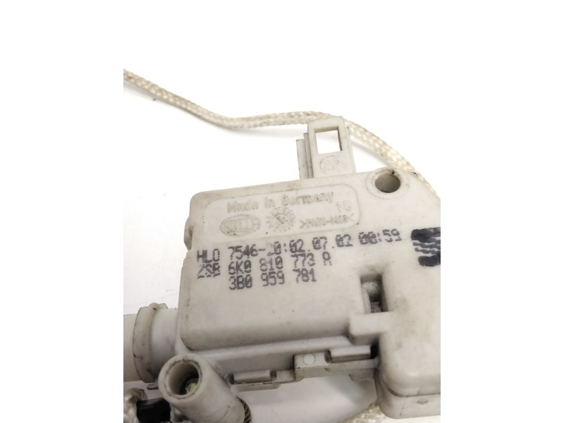 Recambio de motor c/c tapon combustible para seat ibiza ii (6k1) 1.4 i referencia OEM IAM 6K0810773A  