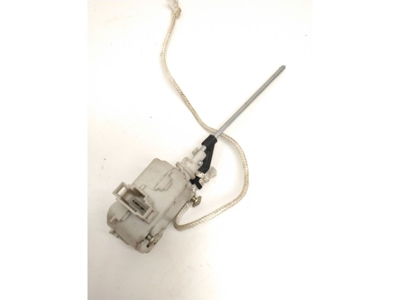 Recambio de motor c/c tapon combustible para seat ibiza ii (6k1) 1.4 i referencia OEM IAM 6K0810773A  