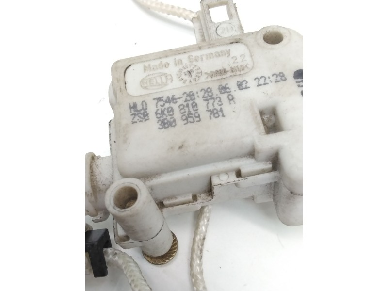 Recambio de motor c/c tapon combustible para seat ibiza ii (6k1) 1.4 i referencia OEM IAM 6K0810773A  