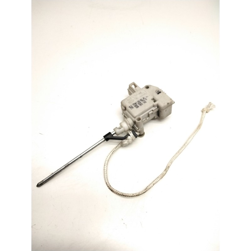 Recambio de motor c/c tapon combustible para seat ibiza ii (6k1) 1.9 tdi referencia OEM IAM 6K0810773A  