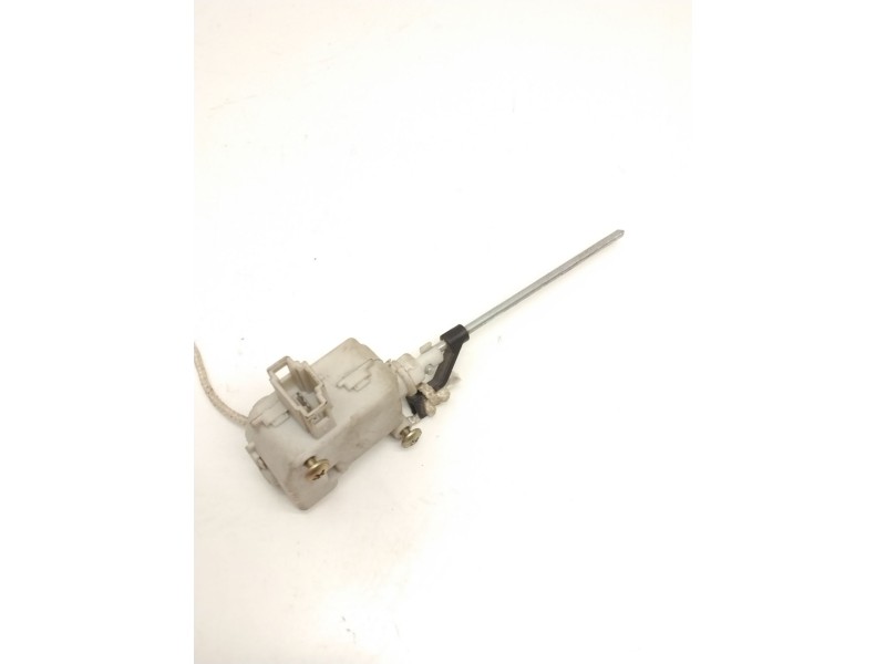 Recambio de motor c/c tapon combustible para seat ibiza ii (6k1) 1.6 i referencia OEM IAM 6K0810773A  