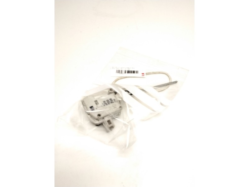 Recambio de motor c/c tapon combustible para seat ibiza ii (6k1) 1.6 i referencia OEM IAM 6K0810773A  