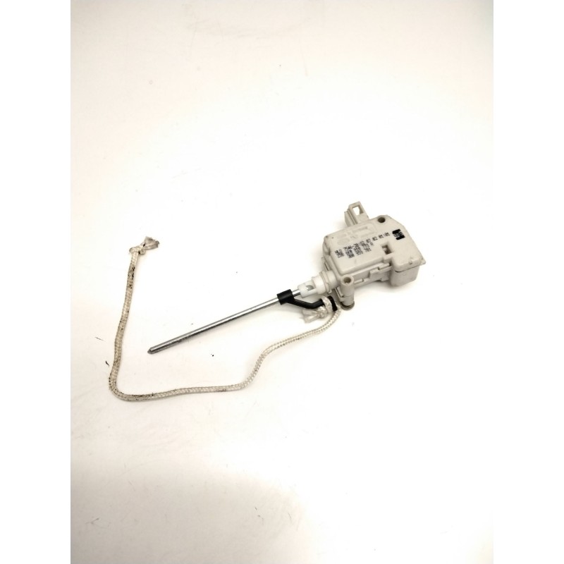 Recambio de motor c/c tapon combustible para seat ibiza ii (6k1) 1.4 i referencia OEM IAM 6K0810773A  