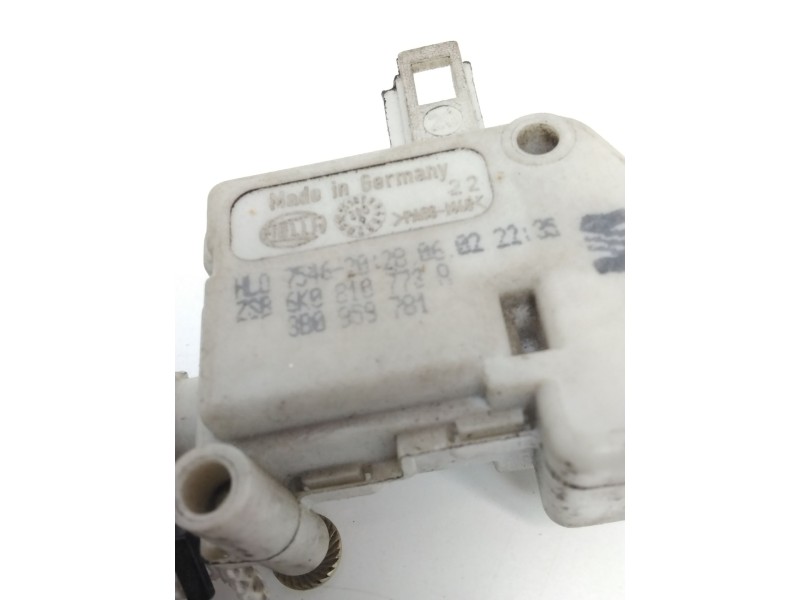 Recambio de motor c/c tapon combustible para seat ibiza ii (6k1) 1.6 i referencia OEM IAM 6K0810773A  