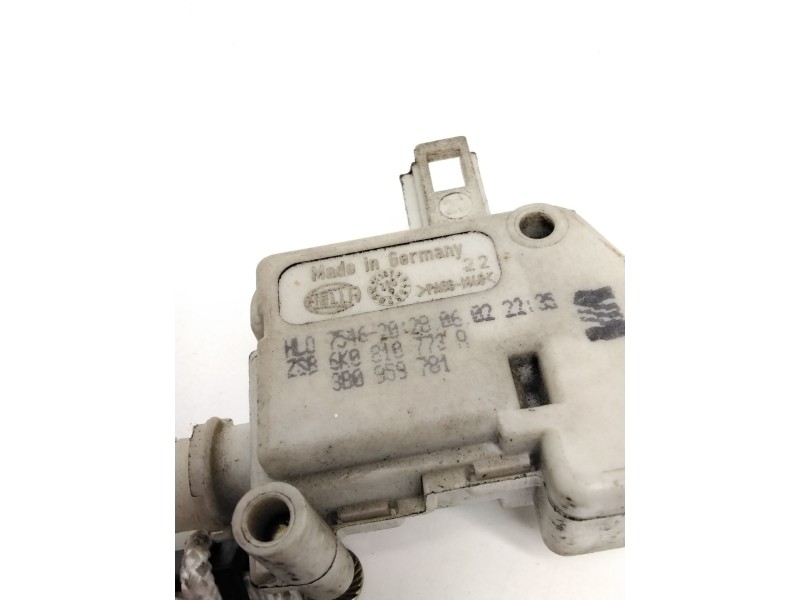 Recambio de motor c/c tapon combustible para seat ibiza ii (6k1) 1.6 i referencia OEM IAM 6K0810773A  