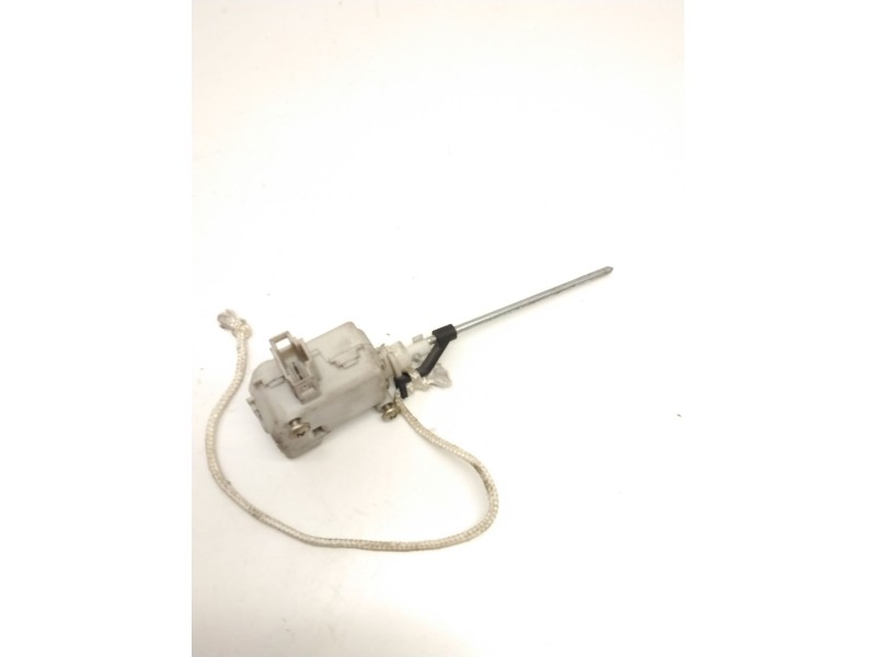 Recambio de motor c/c tapon combustible para seat ibiza ii (6k1) 1.9 sdi referencia OEM IAM 6K0810773A  