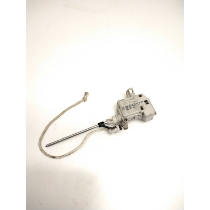 Recambio de motor c/c tapon combustible para seat ibiza ii (6k1) 1.9 tdi referencia OEM IAM 6K0810773A  
