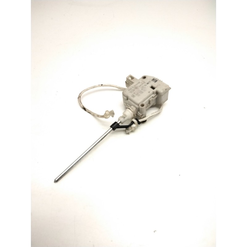 Recambio de motor c/c tapon combustible para seat ibiza ii (6k1) 1.6 i referencia OEM IAM 6K0810773A  