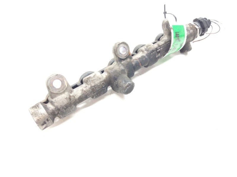 Recambio de rampa inyectora para renault trafic caja cerrada (ab 4.01) 2.0 dci diesel cat referencia OEM IAM 8200954113A  