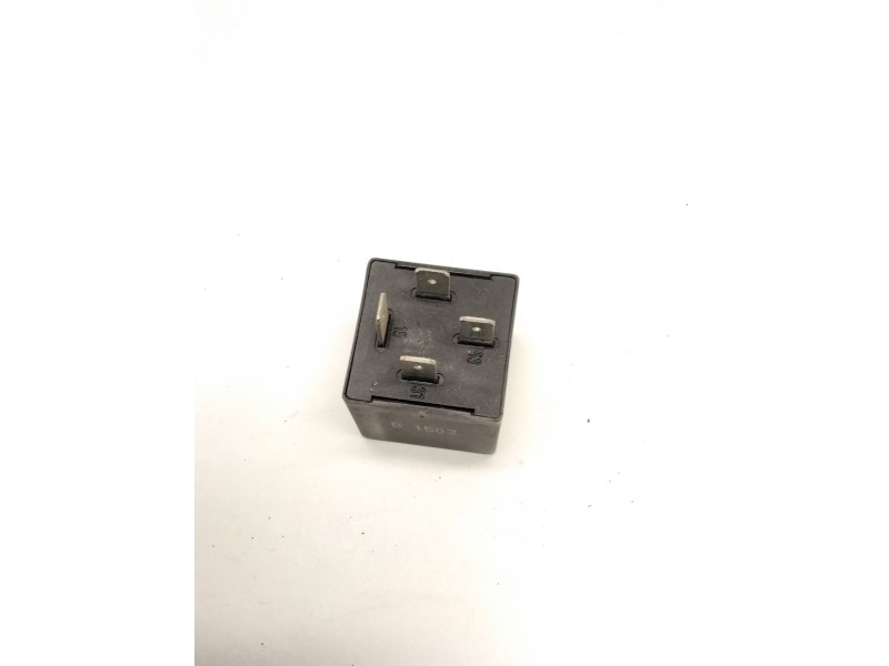 Recambio de rele limpiaparabrisas para audi a4 b5 (8d2) 1.9 tdi referencia OEM IAM 191955529 72HV002 72