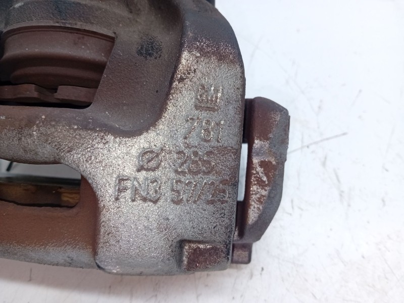Recambio de pinza freno delantera derecha para saab 9-3 ranchera familiar (e50) 2.0 t referencia OEM IAM FN35725  
