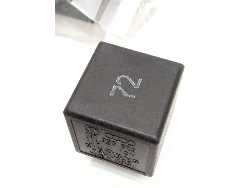 Recambio de rele limpiaparabrisas para audi a4 b5 (8d2) 1.9 tdi referencia OEM IAM 191955529 72HV002 72