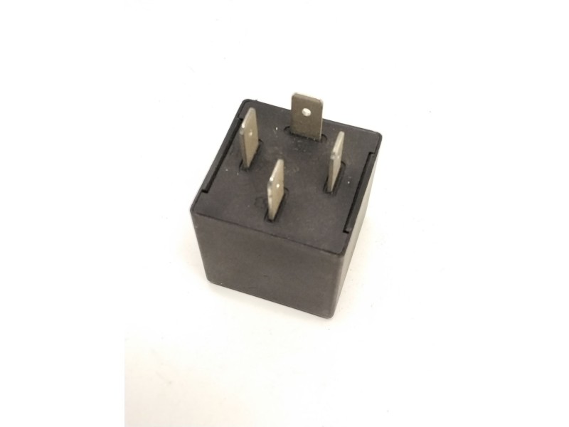 Recambio de rele limpiapabrisas para audi a4 b5 (8d2) 1.9 tdi quattro referencia OEM IAM 191955529 72HV002 72