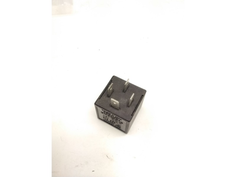Recambio de rele limpiaparabrisas para audi a4 b5 (8d2) 1.9 tdi referencia OEM IAM 191955529 72HV002 72