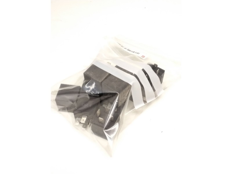 Recambio de rele limpiaparabrisas para audi a4 b5 (8d2) 2.4 referencia OEM IAM 191955529 72HV002 72