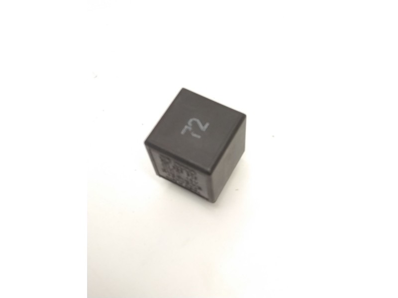 Recambio de rele limpiaparabrisas para volkswagen golf iv (1j1) 1.9 sdi referencia OEM IAM 191955529 72HV002 72