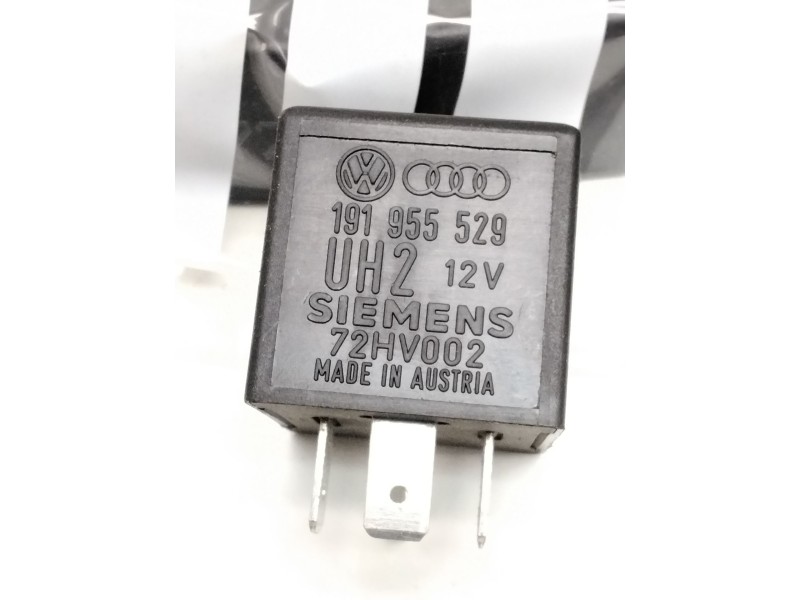 Recambio de rele limpiaparabrisas para volkswagen golf iv (1j1) 1.9 tdi referencia OEM IAM 191955529 72HV002 72
