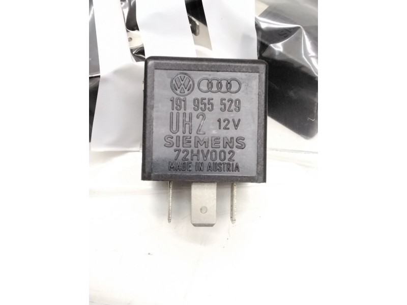 Recambio de rele limpiaparabrisas para volkswagen golf iv (1j1) 1.9 tdi referencia OEM IAM 191955529 72HV002 72
