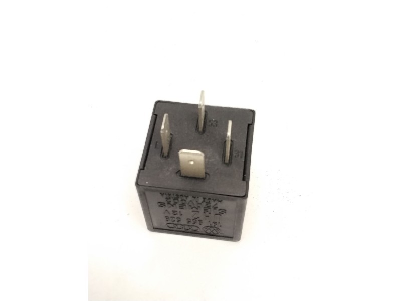 Recambio de rele limpiaparabrisas para volkswagen golf iv (1j1) 1.9 tdi referencia OEM IAM 191955529 72HV002 72