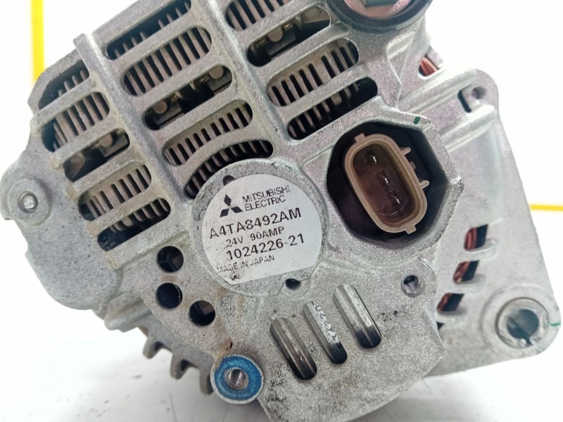 Recambio de alternador para iveco stralis as44s48t/p referencia OEM IAM A4TA84992AM  