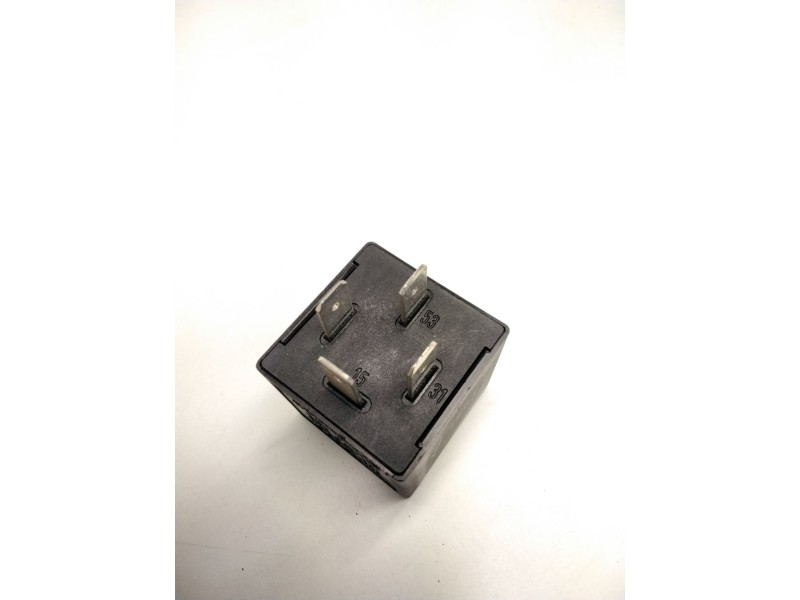 Recambio de rele limpiaparabrisas para volkswagen golf iv (1j1) 1.9 tdi 4motion referencia OEM IAM 191955529 72HV002 72