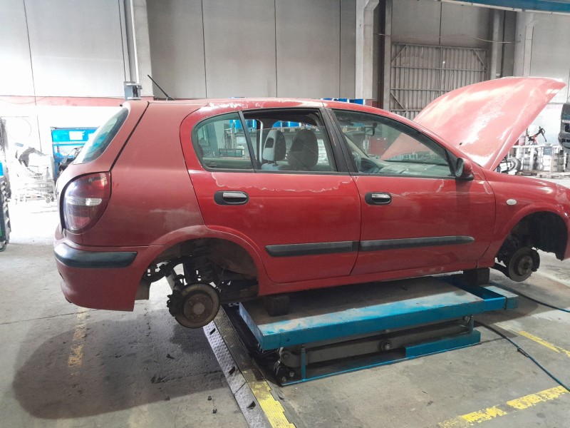nissan almera ii hatchback (n16) del año 2001
