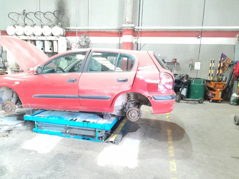 nissan almera ii hatchback (n16) del año 2001