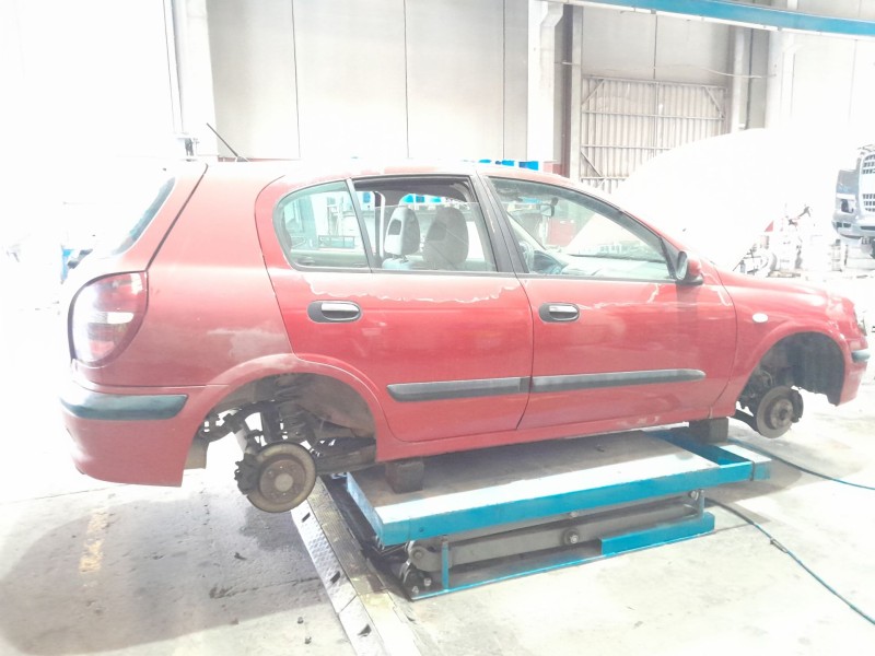 nissan almera ii hatchback (n16) del año 2001