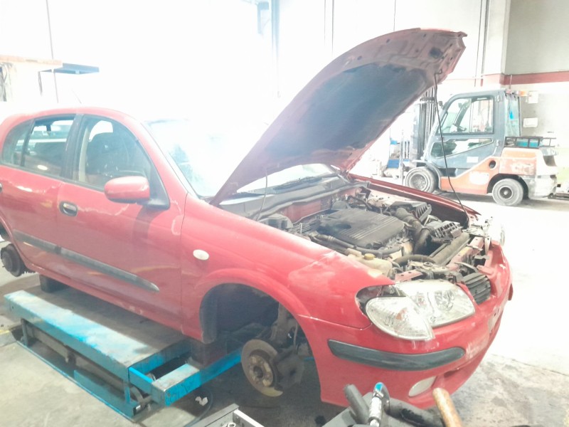 nissan almera ii hatchback (n16) del año 2001